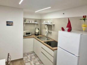 Casa comoda e centrale in quartiere storico di Napoli